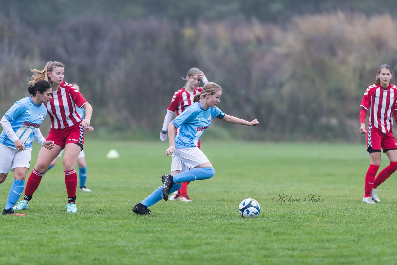 Bild 88 - wBJ TuS Tensfeld - SV Fortuna St. Juergen